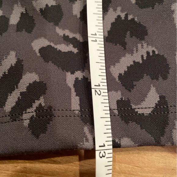 Offline by Aerie Leopard Sports Bra Medium Support SP Child Athletic Sports - Picture 3 of 7